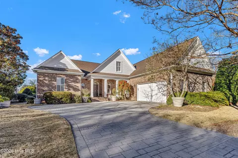 8948 Woodcreek Cir, Wilmington, NC 28411