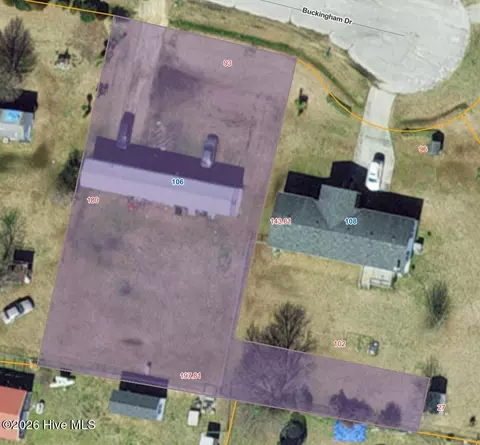 106 Buckingham Dr, Dudley, NC 28333