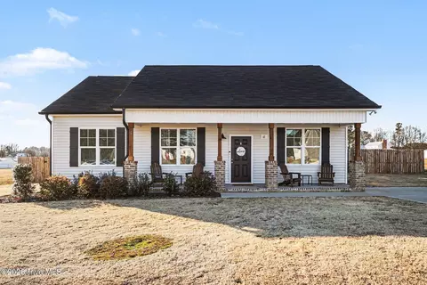 61 Waterwheel Dr, Selma, NC 27576