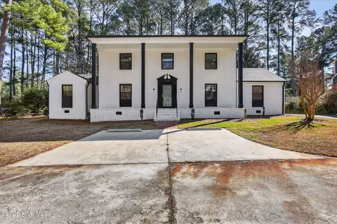 1112 Lakeside Dr NW, Wilson, NC 27896