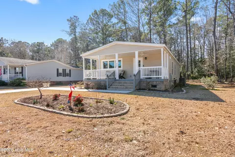 944 Palmer Dr, Carolina Shores, NC 28467