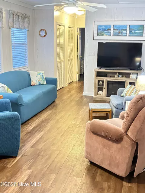 9700 Kings Rd #MH 33, Myrtle Beach, SC 29579