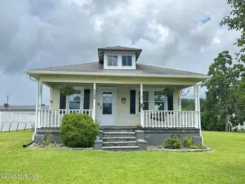 1304 Stallings Pkwy, New Bern, NC 28562
