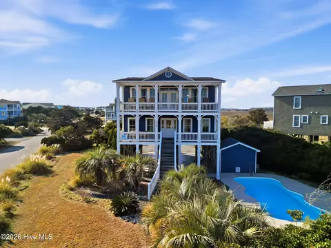 1254 Ocean Blvd W, Holden Beach, NC 28462