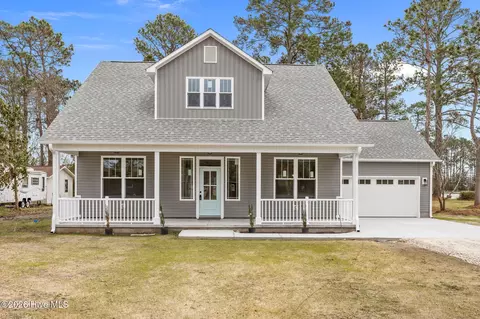 2220 Park Ave, Newport, NC 28570