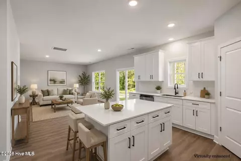7016 Bayberry Park Dr, New Bern, NC 28562