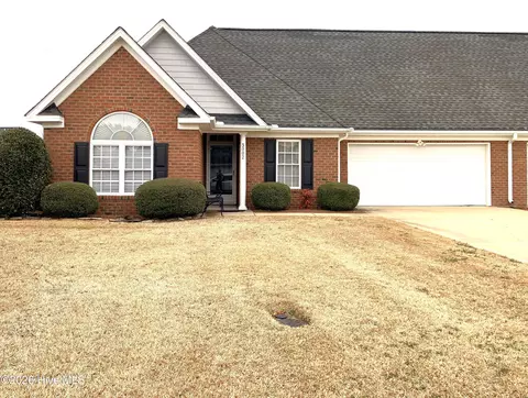 3002 Westchester Dr, Tarboro, NC 27886