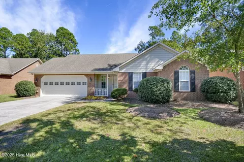 1518 Whispering Woods Ct, Wilmington, NC 28411