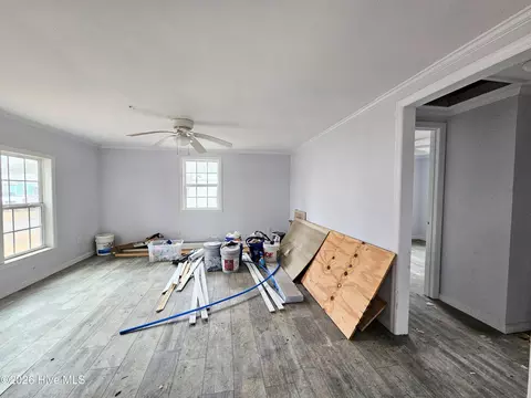 410 Devane St, Wallace, NC 28466 photo 4