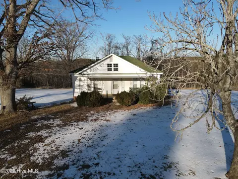 380 Redd Ln, Java, VA 24565 photo 4