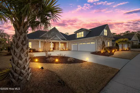 2643 W Timber Crest Dr NE, Leland, NC 28451