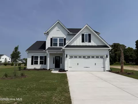 27 Lookout Pt, Hampstead, NC 28443