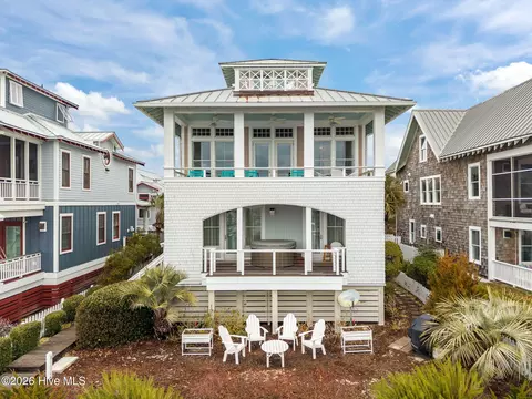 43 Transom Row, Bald Head Island, NC 28461