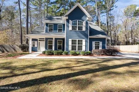 1812 E Indiana Ave, Southern Pines, NC 28387