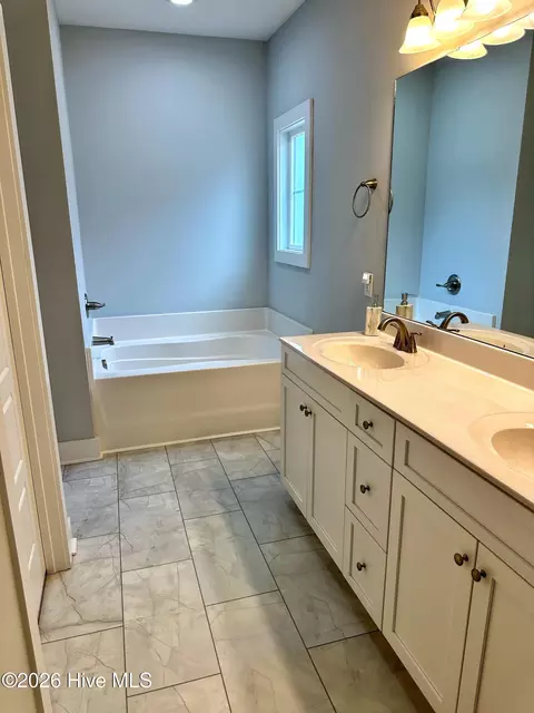 Bath - 211 Baker Rd, Hubert, NC 28539 photo 2 of 7