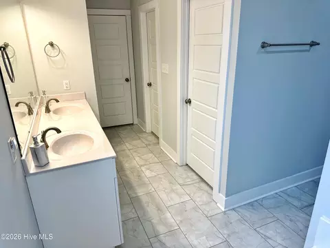Bath - 211 Baker Rd, Hubert, NC 28539 photo 5 of 7