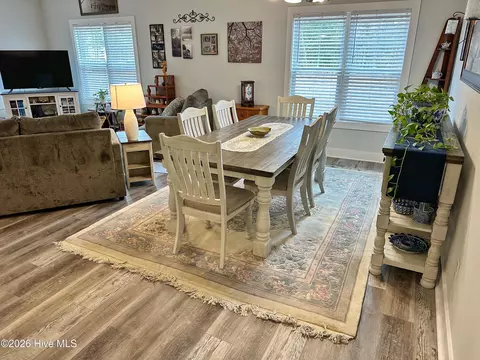 Dining - 211 Baker Rd, Hubert, NC 28539 photo 1 of 3