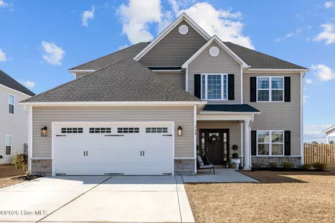 734 Hope Dexter Dr, Jacksonville, NC 28546