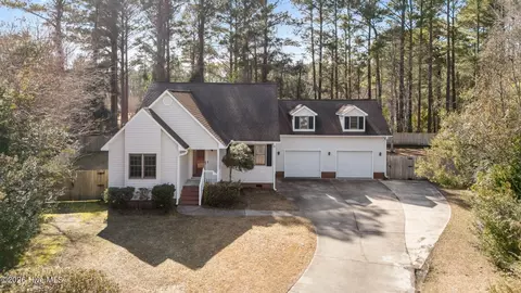 203 Timothy Ct, New Bern, NC 28562