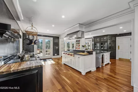 Kitchen - 190 Midland Rd, Pinehurst, NC 28374 photo 5 of 9