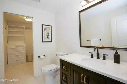 Bath - 190 Midland Rd, Pinehurst, NC 28374 photo 3 of 6