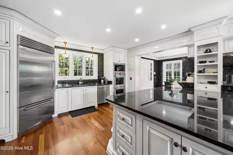 Kitchen - 190 Midland Rd, Pinehurst, NC 28374 photo 2 of 9