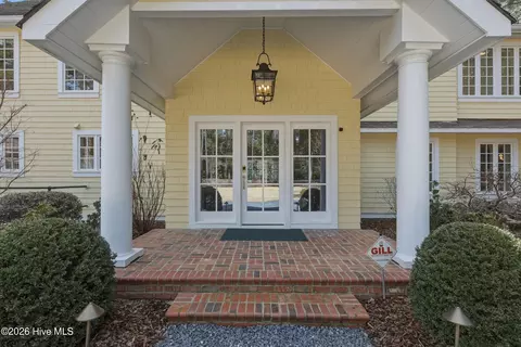 Exterior - 190 Midland Rd, Pinehurst, NC 28374 photo 2 of 8