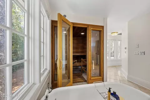Bath - 190 Midland Rd, Pinehurst, NC 28374 photo 4 of 6