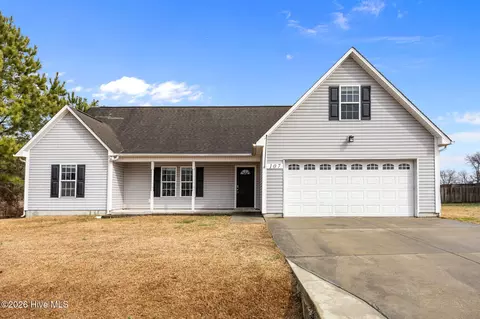 107 Killis Blvd, Richlands, NC 28574