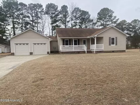 503 Cedar St, Washington, NC 27889