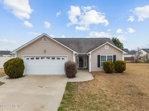 964 Ellery Dr, Greenville, NC 27834