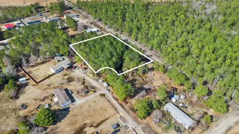 66 Tree Top Ct, Hampstead, NC 28443