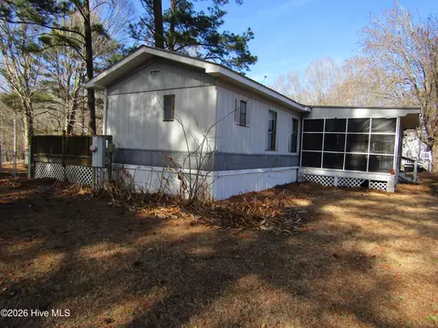 117 Vincent Dr, Windsor, NC 27983 photo 9