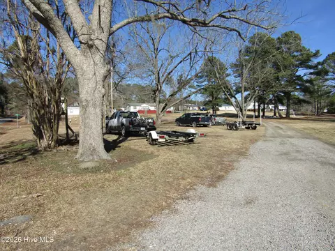 117 Vincent Dr, Windsor, NC 27983 photo 6
