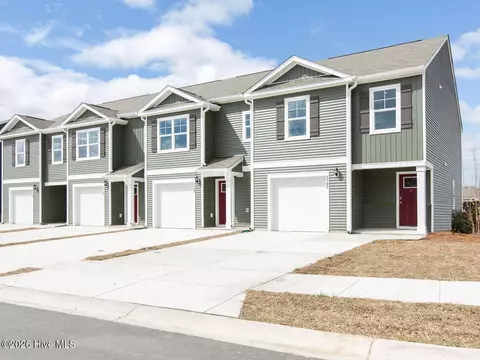 4326 Majesty Dr UNIT 353, Castle Hayne, NC 28429