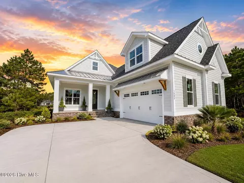 1543 St Vincent Dr SW, Shallotte, NC 28470