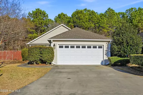 2423 Red Maple Cir, Leland, NC 28451