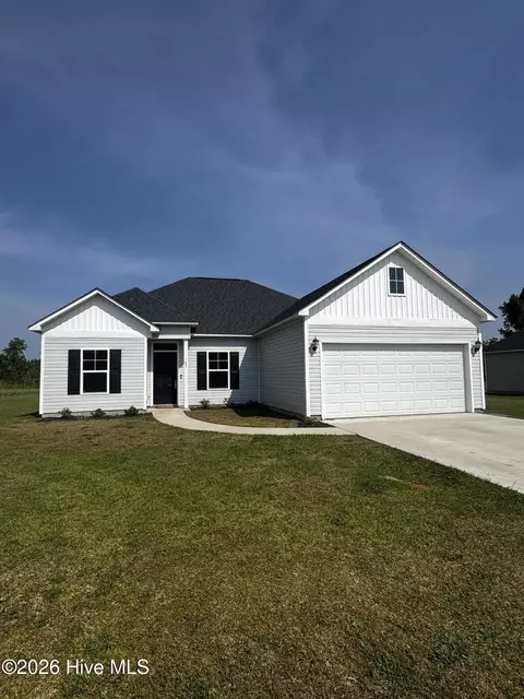 107 Adams Landing Way, Maysville, NC 28555