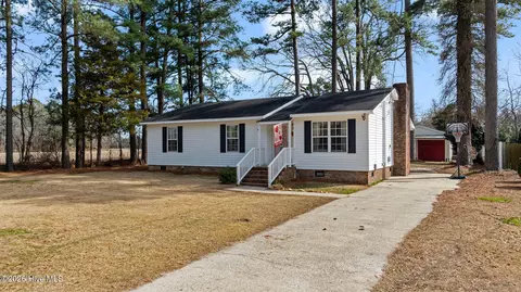 3838 Longleaf Dr NE, Elm City, NC 27822