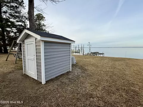 Exterior - 454 Beech Bay Rd, Roper, NC 27970 photo 4 of 6