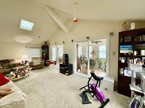 Living - 454 Beech Bay Rd, Roper, NC 27970 photo 2 of 2