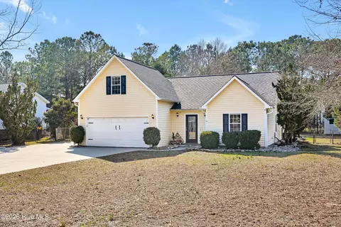 1438 Washington Acres Rd, Hampstead, NC 28443