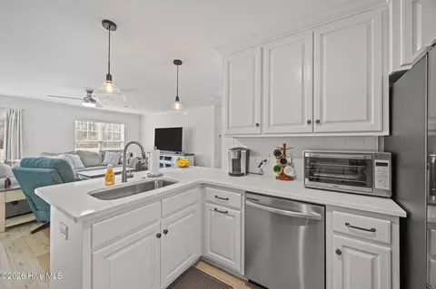 Kitchen - 1107 Willowbrook Rn, Ayden, NC 28513 photo 3 of 5