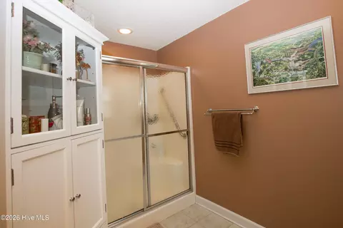 Bath - 623 Pinehurst Trace Dr, Pinehurst, NC 28374 photo 2 of 5