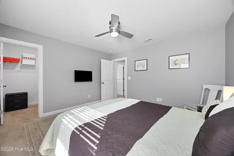 Bedroom - 112 Collins Way, Hampstead, NC 28443 photo 9 of 9