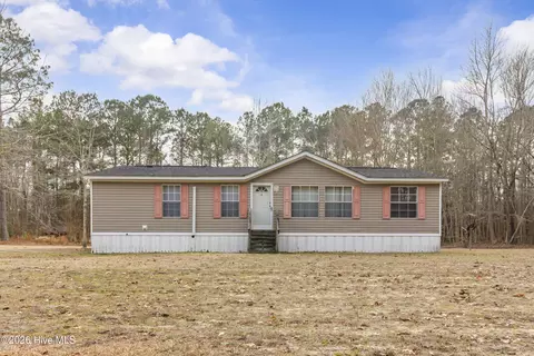 415 Country Acres Rd, Grifton, NC 28530