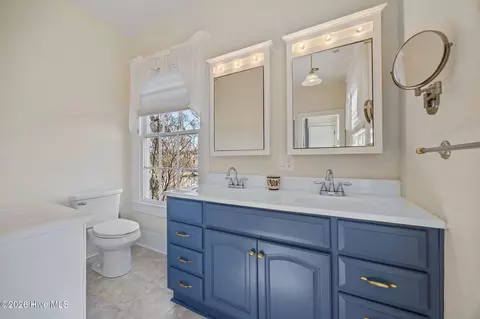 Bath - 323 E 2nd St, Washington, NC 27889 photo 2 of 3