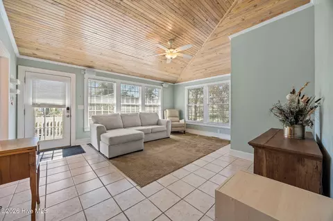 Other - 323 E 2nd St, Washington, NC 27889 photo 7 of 11