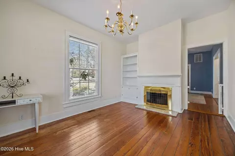 Living - 323 E 2nd St, Washington, NC 27889 photo 1 of 2