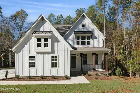 237 Dona Dr, Carthage, NC 28327